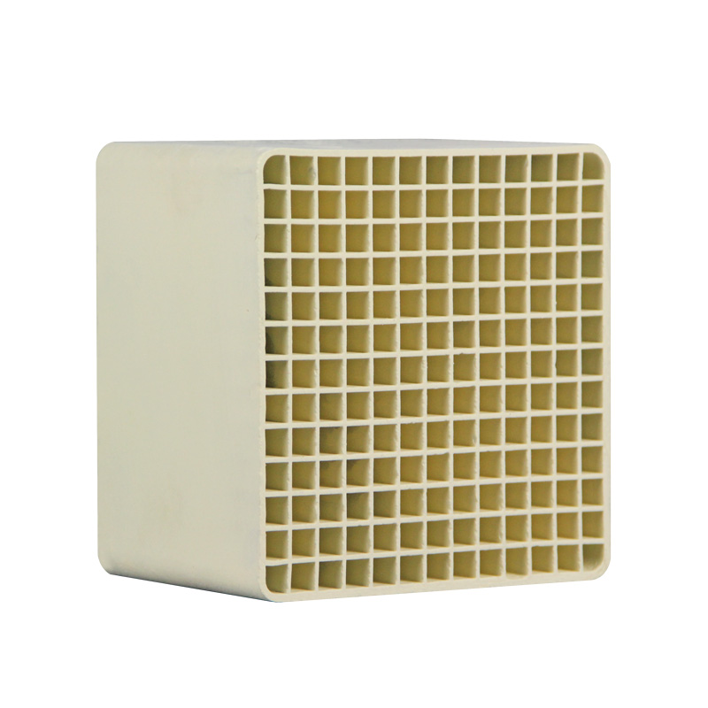 脫硝催化劑多少錢一噸？脫硝催化劑的價(jià)格是多少？