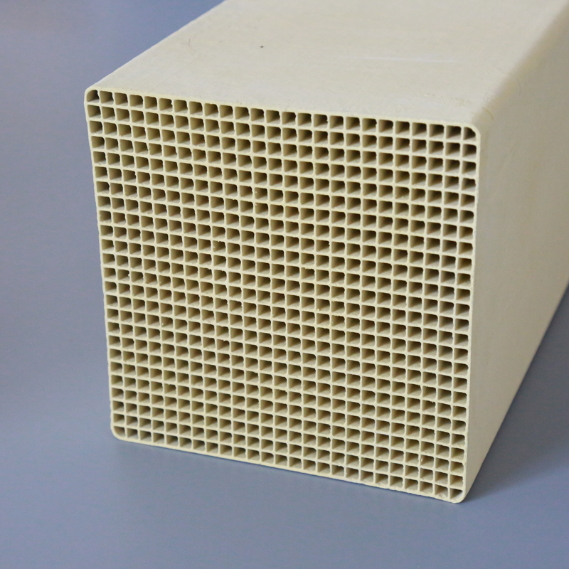 scr脫硝催化劑失活有哪些影響，怎么來(lái)解決